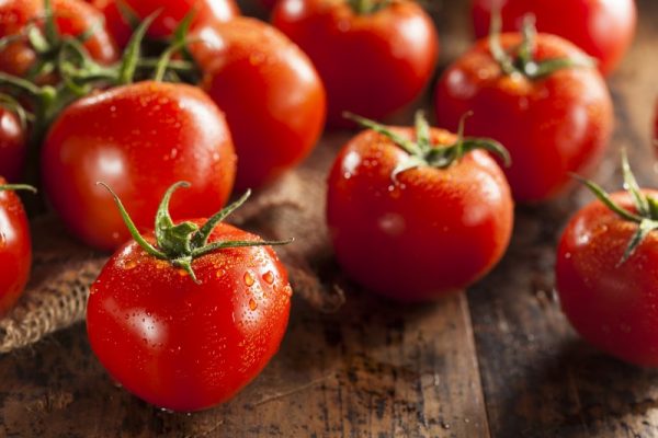 29 Evidence-Based Benefits of Tomatoes - Well-Being Secrets